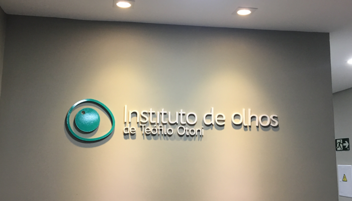 foto interna instituto de olhos